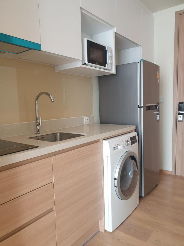 Condo Studio near the Park at Noble Around 33 2