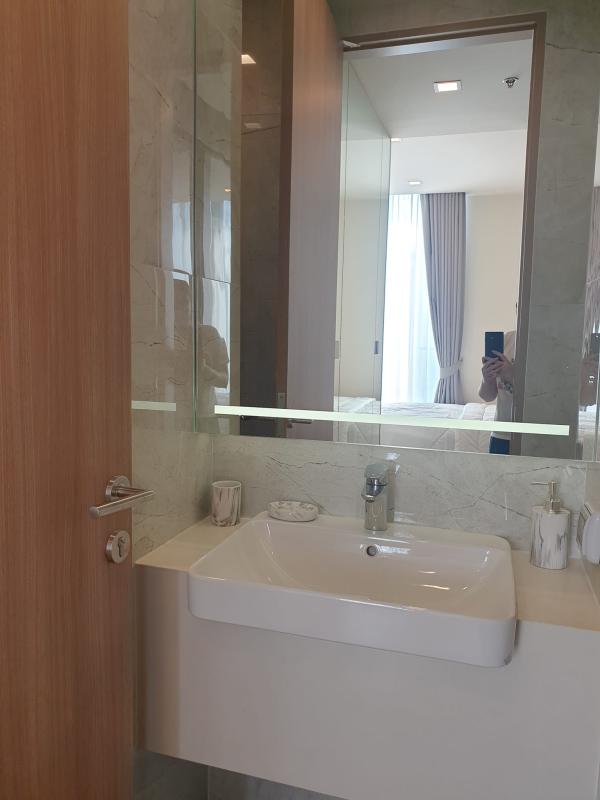 Condo Studio near the Park at Noble Around 33 8