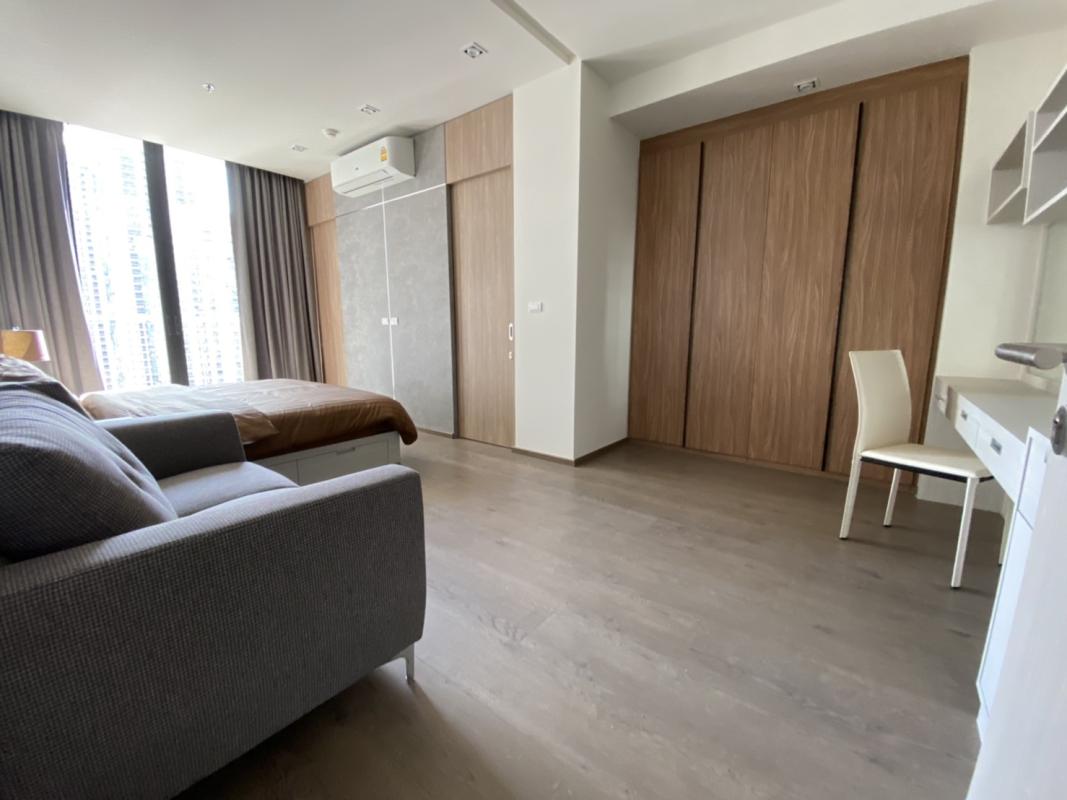 1-Bed Condo near BTS/MRT at Park Origin Phromphong 15