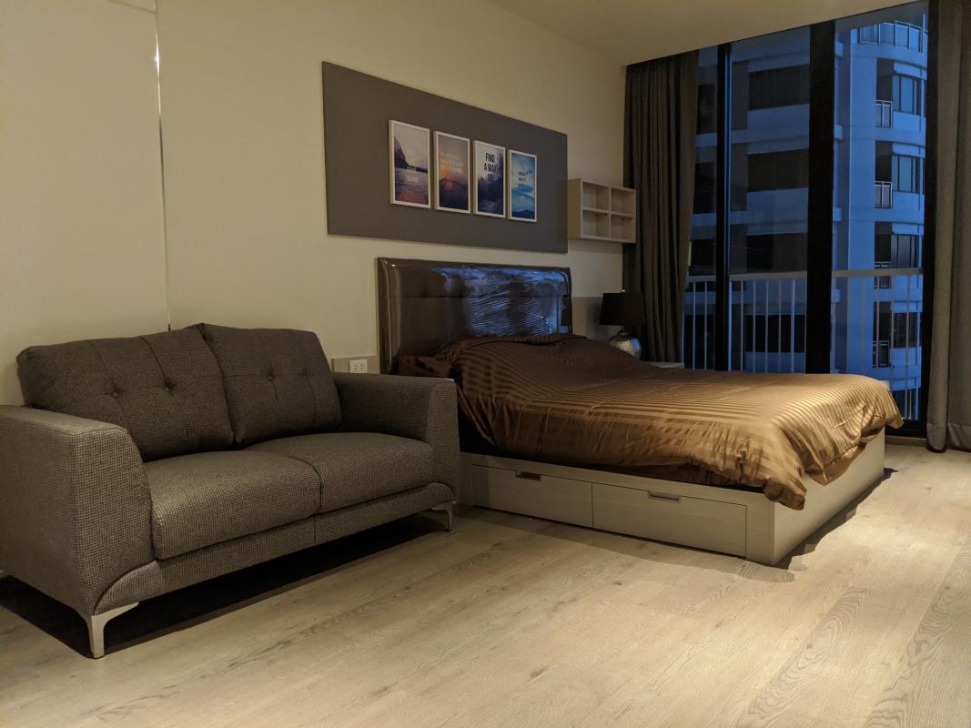 1-Bed Condo near BTS/MRT at Park Origin Phromphong 10
