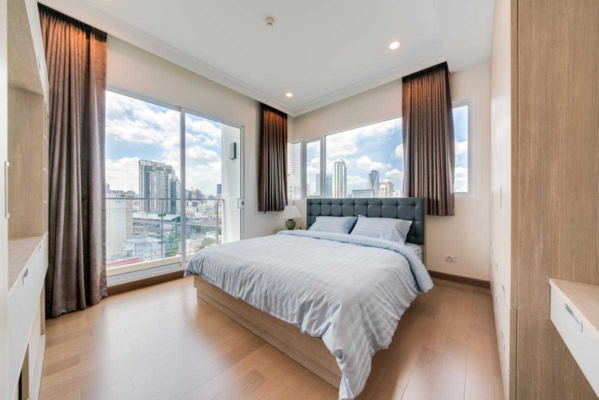 2-Bed Condo near BTS/MRT at Supalai Elite Phayathai 9