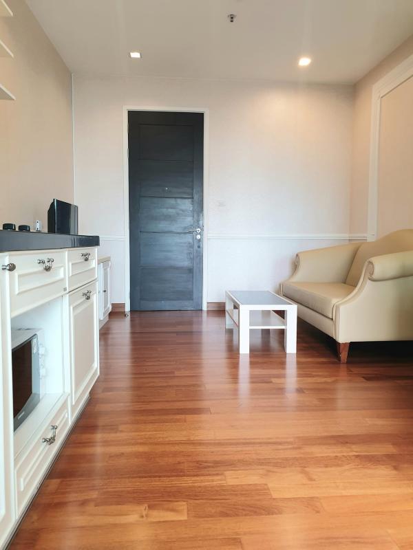 1-Bed Condo on High Floor at Ivy Sathorn 10 2
