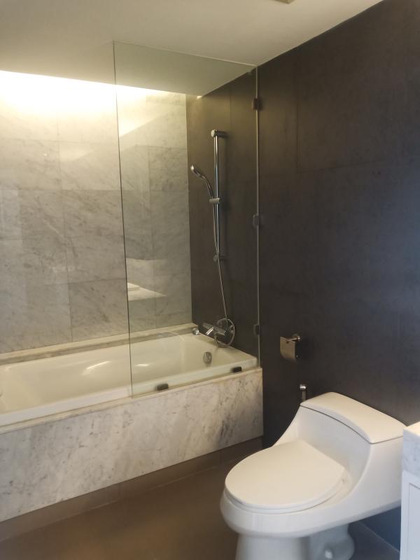 1-Bed Condo with Rooftop Pool at La Citta Penthouse 9