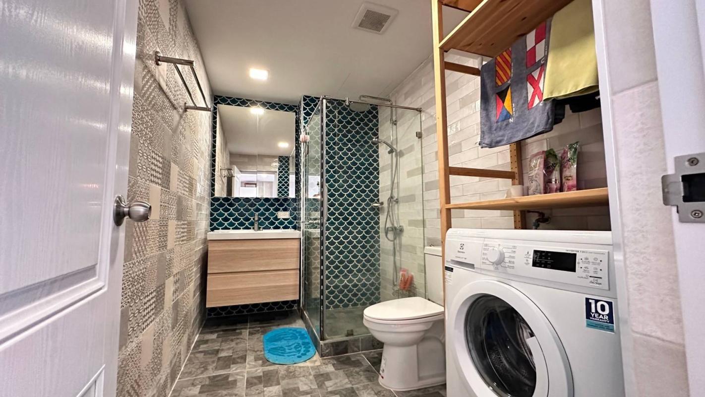1-Bed Condo near the Park at Supreme Ville 13