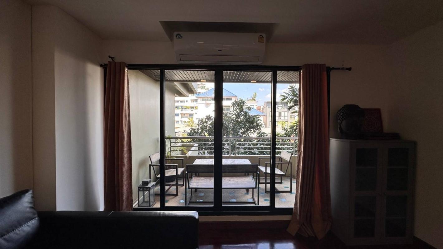 1-Bed Condo near the Park at Supreme Ville 6