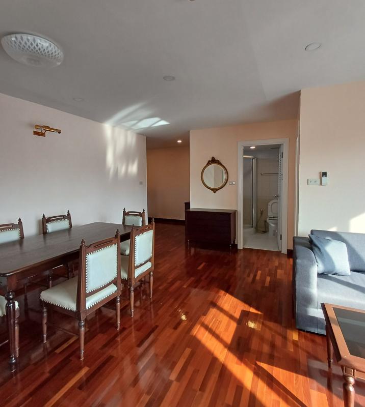 3-Bed Condo near BTS/MRT at Navin Court 2