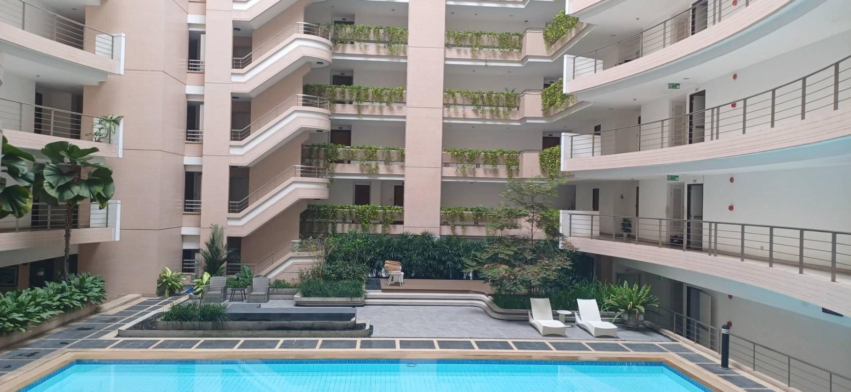3-Bed Condo near BTS/MRT at Navin Court 14