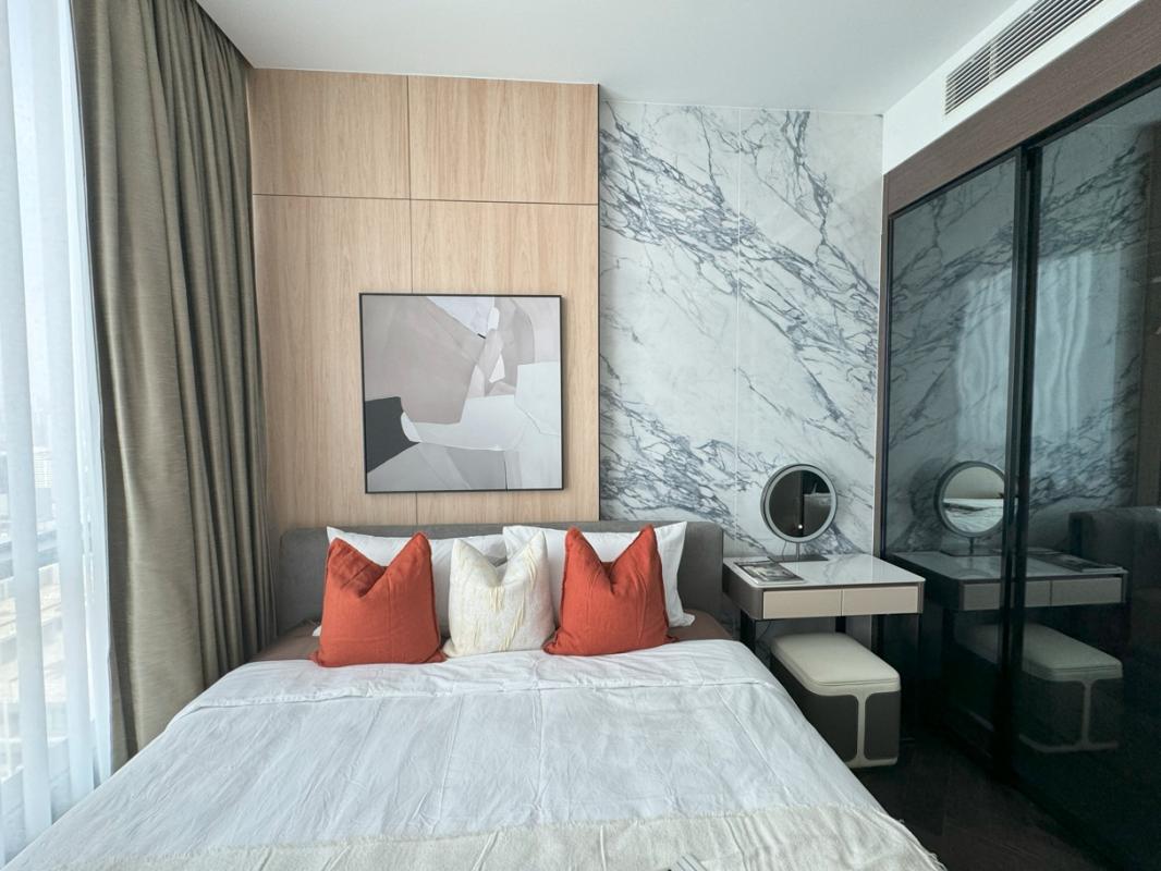2-Bed Condo near BTS/MRT at the Esse Sukhumvit 36 12