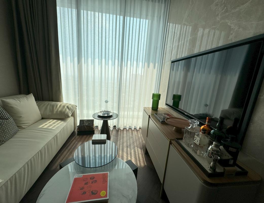 2-Bed Condo near BTS/MRT at the Esse Sukhumvit 36 3