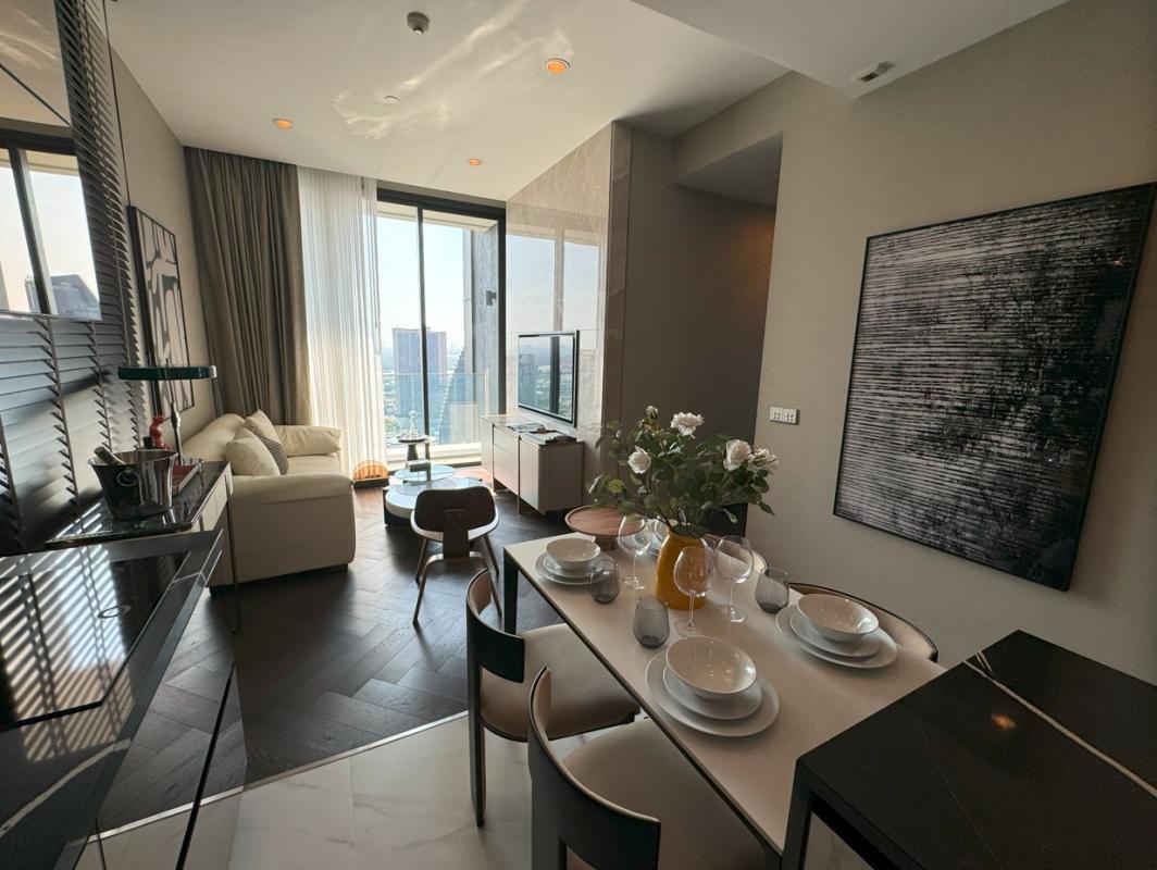 2-Bed Condo near BTS/MRT at the Esse Sukhumvit 36 5