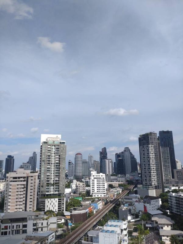 2-Bed Condo near BTS/MRT at the Address Sukhumvit 28 6