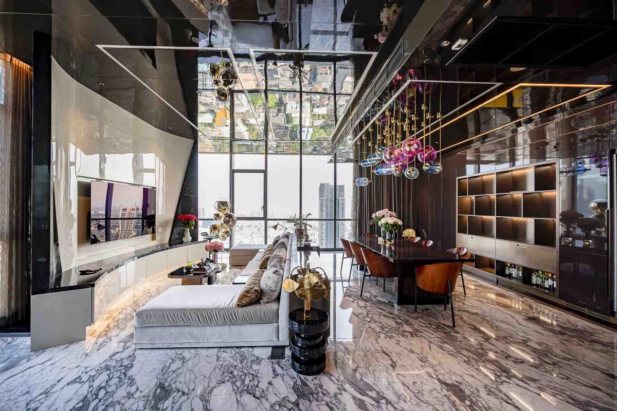 3-Bed Condo with Rooftop Pool at the Monument Thong Lo 3