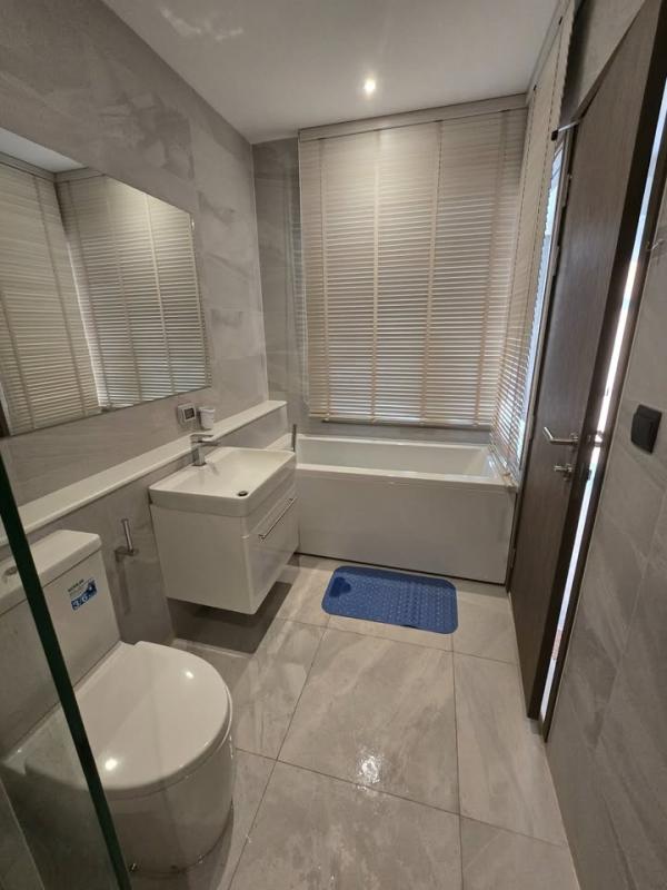 2-Bed Condo near BTS/MRT at Rhythm Ekkamai Estate 14