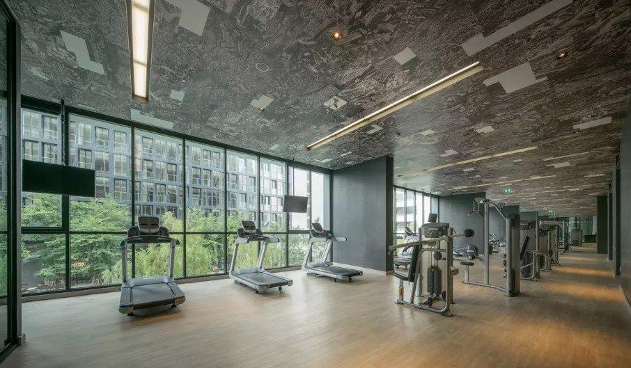 1-Bed Condo near BTS/MRT at Noble Ploenchit 8