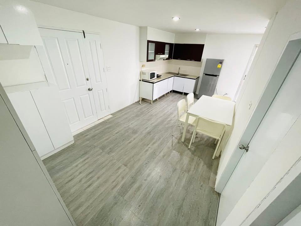 2-Bed Condo near the Park at the Waterford Rama 4 5
