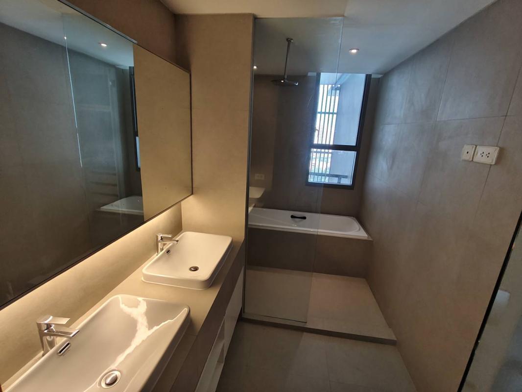 2-Bed Condo near the Park at Aequa Sukhumvit 49 14