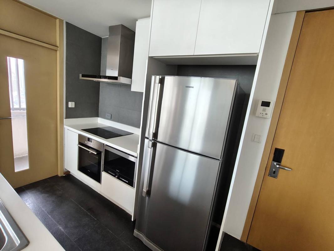 2-Bed Condo near the Park at Aequa Sukhumvit 49 6