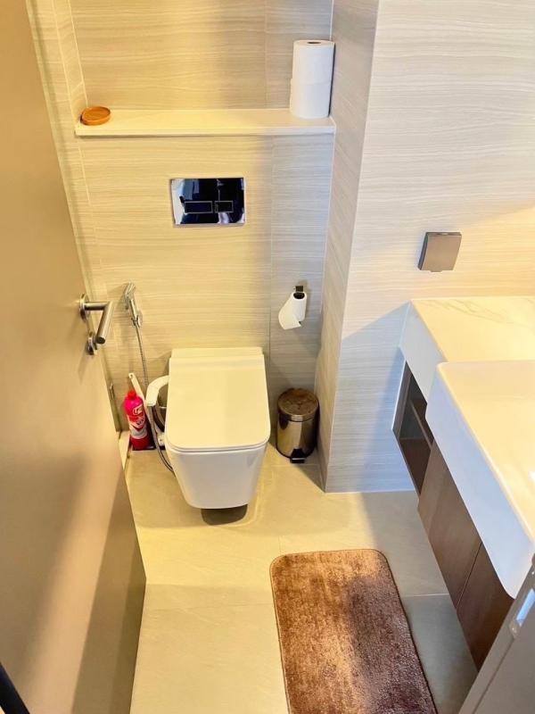 2-Bed Condo with Rooftop Pool at Park Origin Thonglor 13