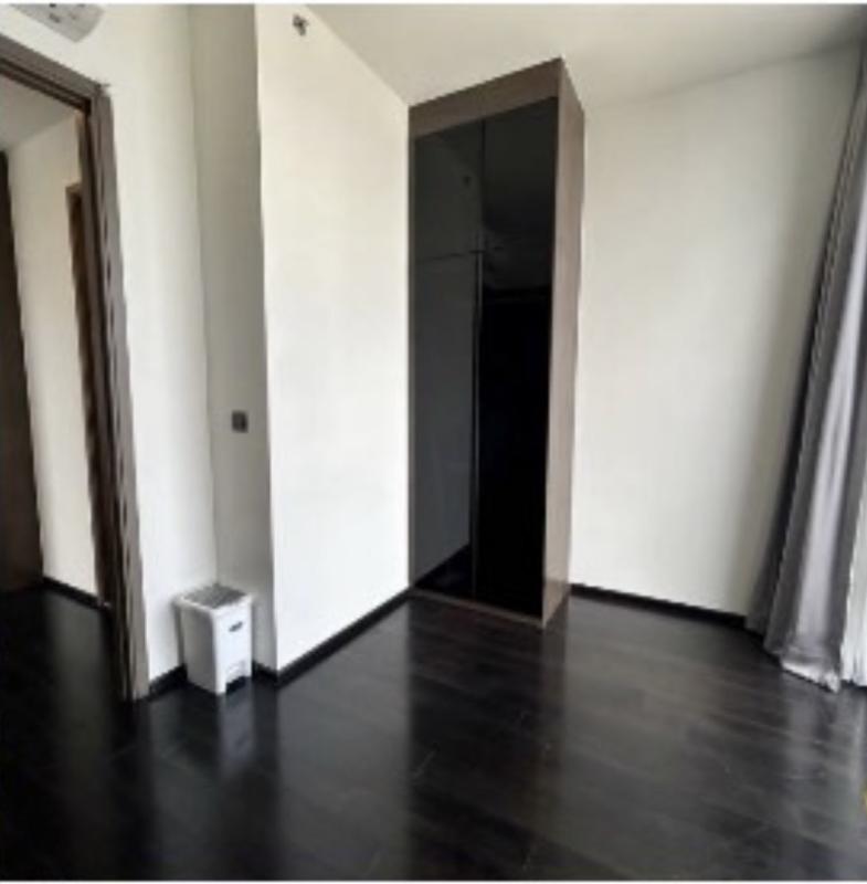 2-Bed Condo with Rooftop Pool at Park Origin Thonglor 4