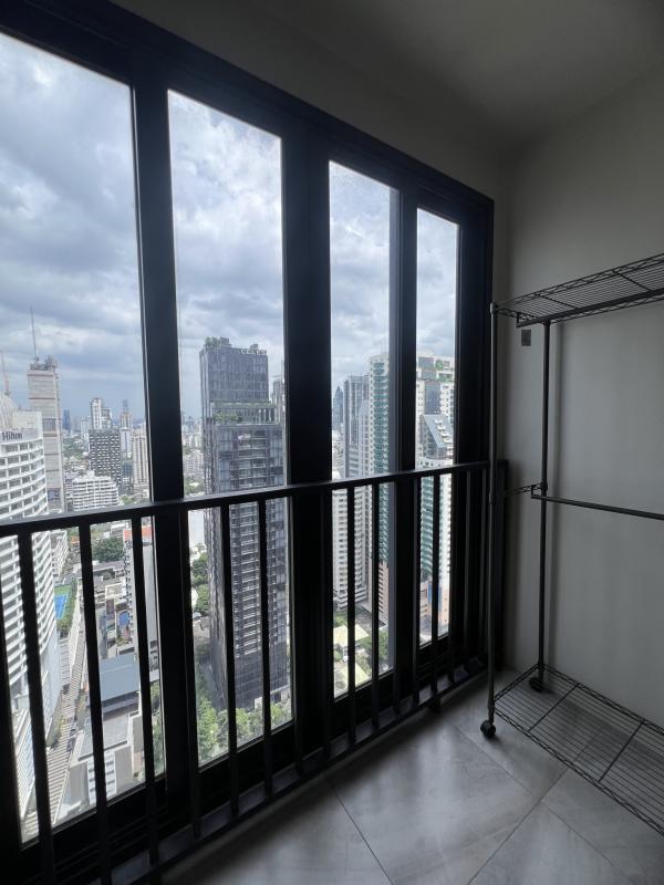 1-Bed Condo near BTS/MRT at Ashton Asoke 16