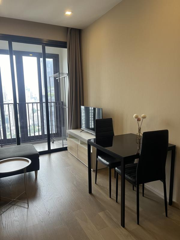 1-Bed Condo near BTS/MRT at Ashton Asoke 4