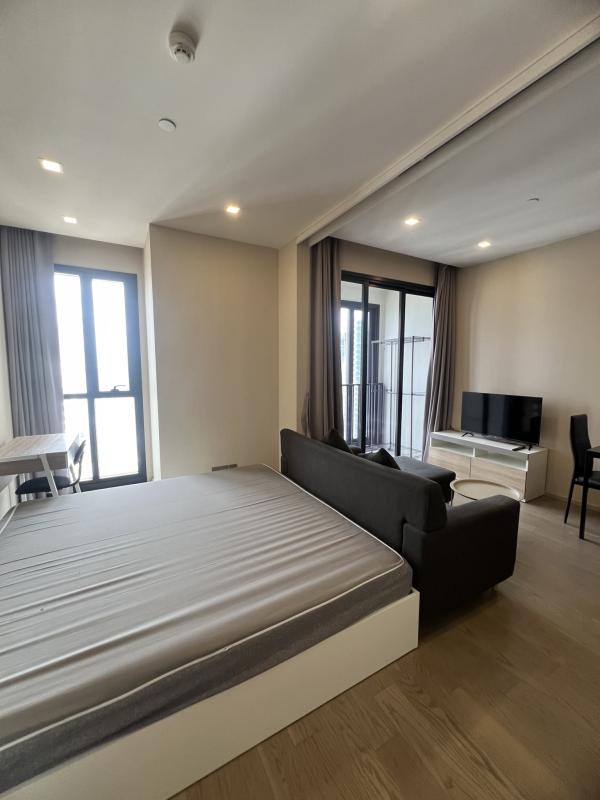 1-Bed Condo near BTS/MRT at Ashton Asoke 8