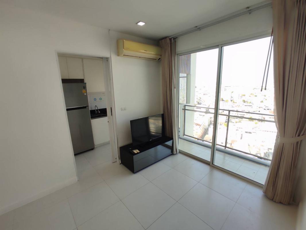 2-Bed Condo near BTS/MRT at the Bloom Sukhumvit 71 2