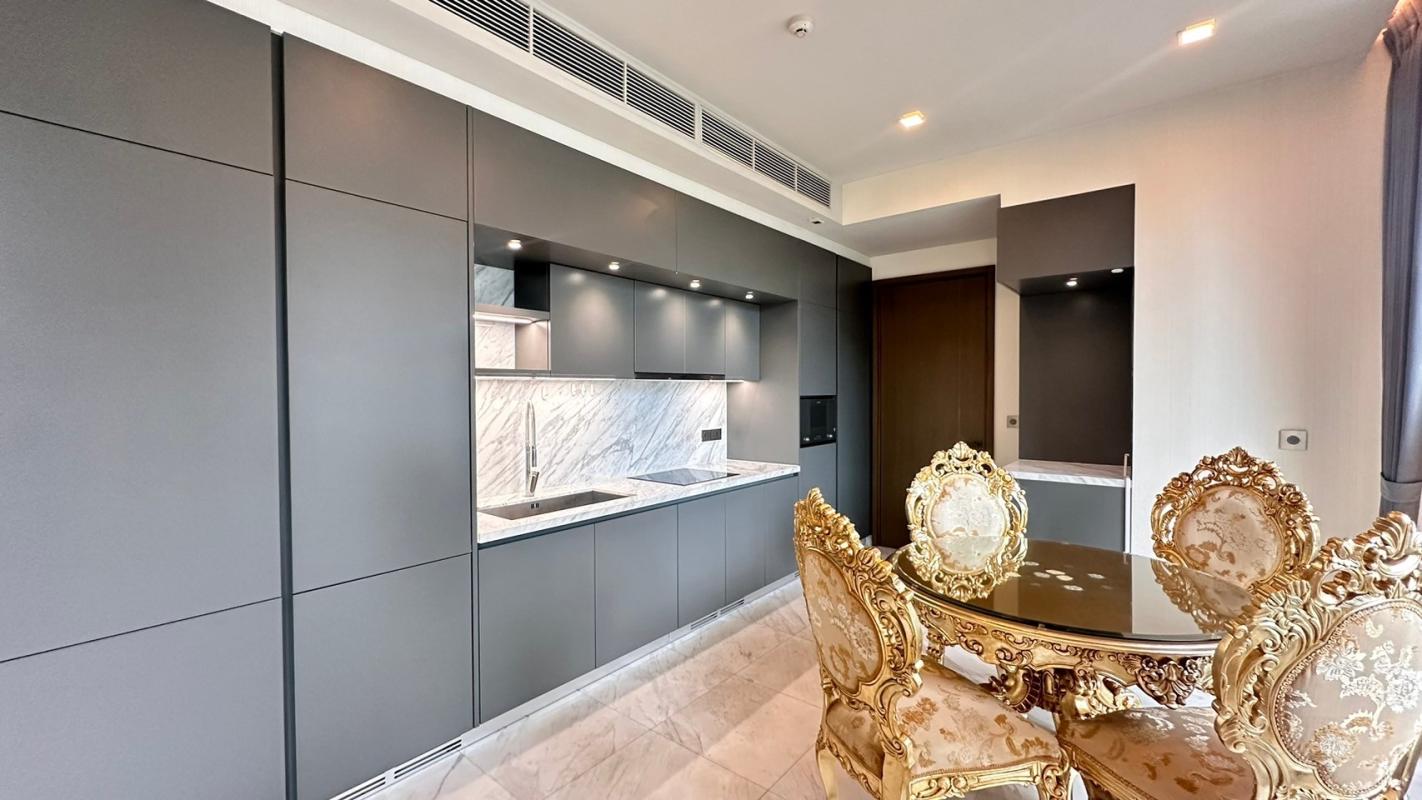 2-Bed Condo with Rooftop Pool at the Monument Thong Lo 3