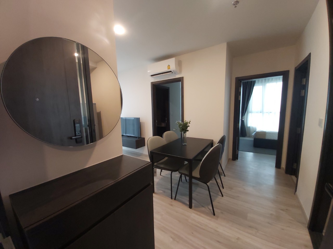 2-Bed Condo near BTS/MRT at XT Huaikhwang 5