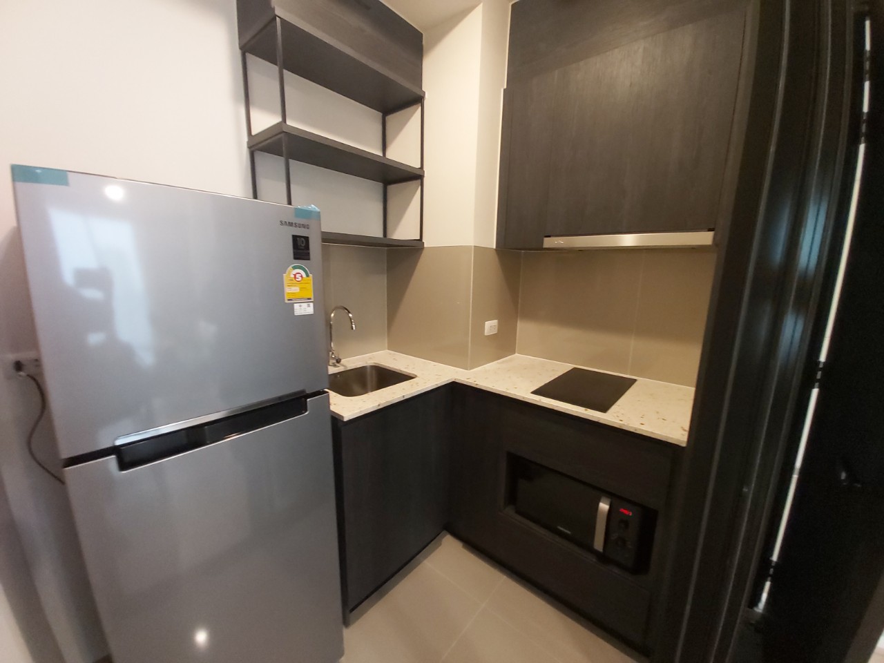 2-Bed Condo near BTS/MRT at XT Huaikhwang 2
