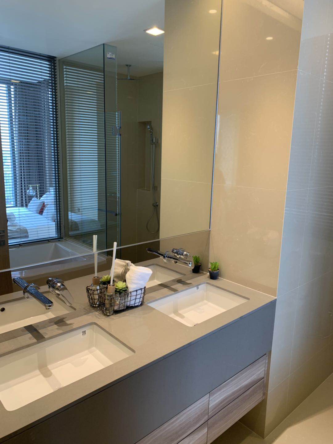 2-Bed Condo near BTS/MRT at the Esse Asoke 6