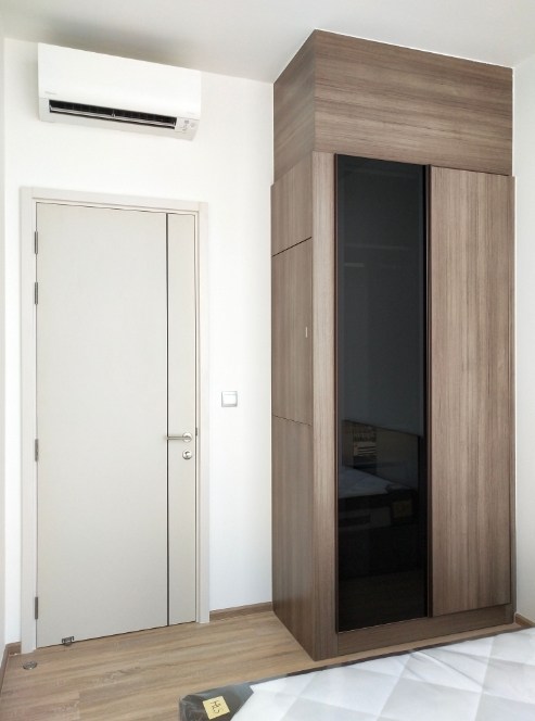 2-Bed Condo near BTS/MRT at the LINE Phahol - Pradipat 8