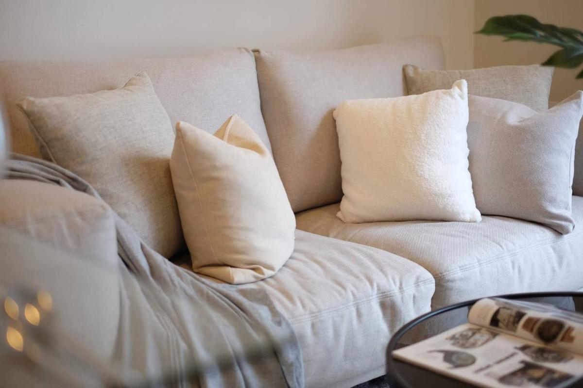 1-Bed Condo near BTS/MRT at HQ by Sansiri 5