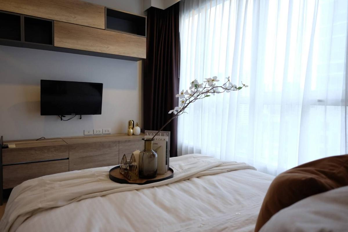 1-Bed Condo near BTS/MRT at HQ by Sansiri 9