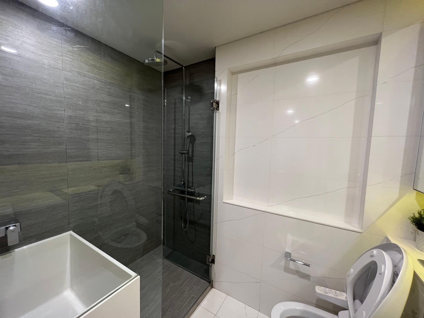 1-Bed Duplex near BTS/MRT at Siamese Exclusive Sukhumvit 31 9