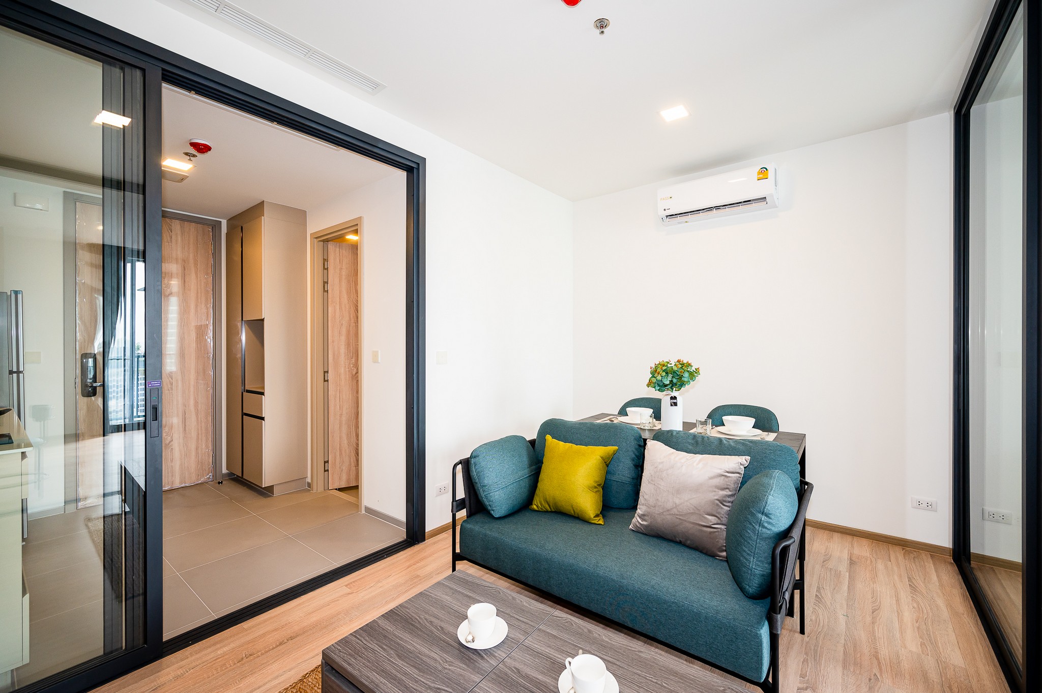 1-Bed Condo near BTS/MRT at XT Phayathai 2