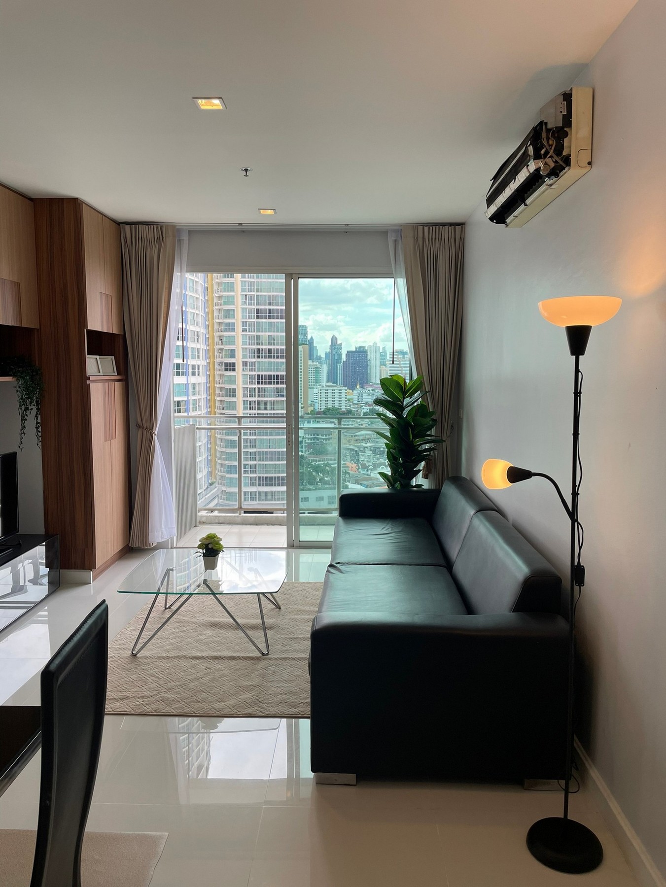 3-Bed Condo near BTS/MRT at the Bloom Sukhumvit 71 2
