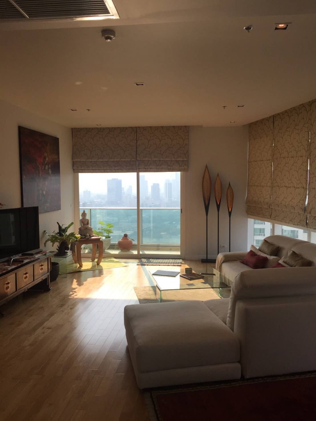 3-Bed Condo near BTS/MRT at Millennium Residence 2