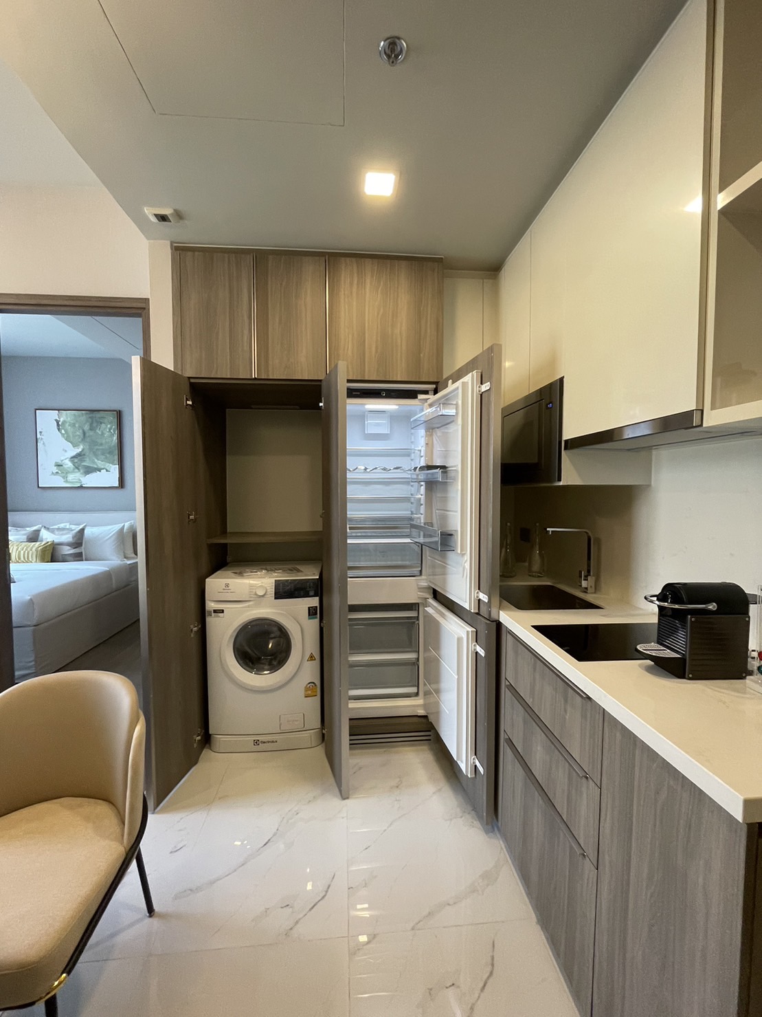 1-Bed Condo near the Park at Celes Asoke 4