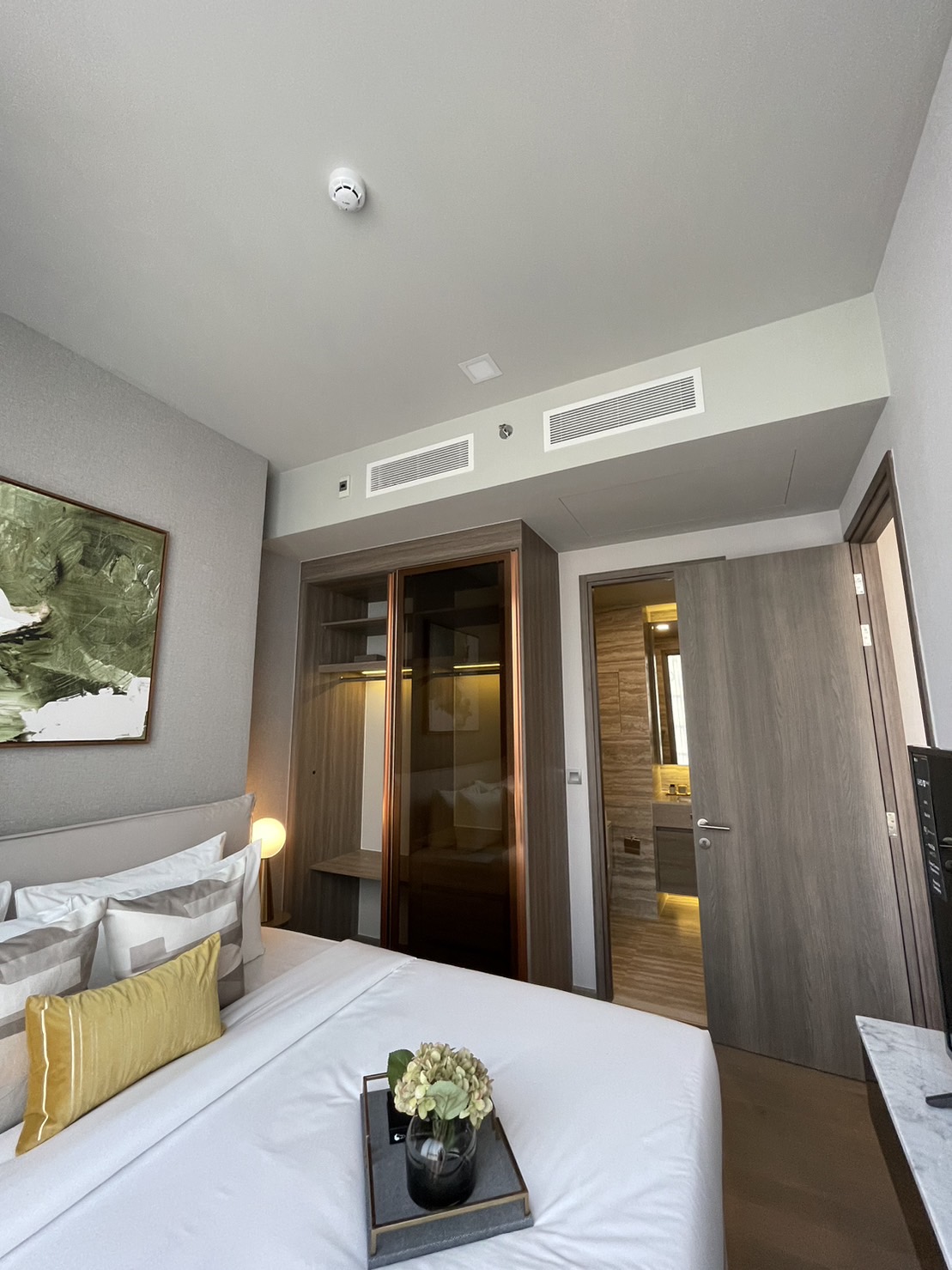 1-Bed Condo near the Park at Celes Asoke 6