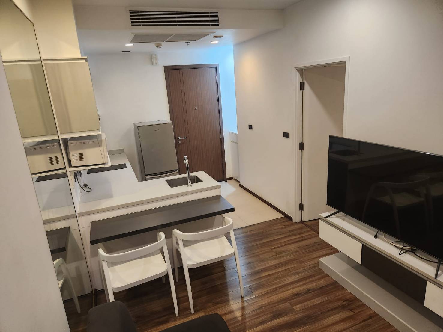 1-Bed Condo near BTS/MRT at WYNE Sukhumvit 2