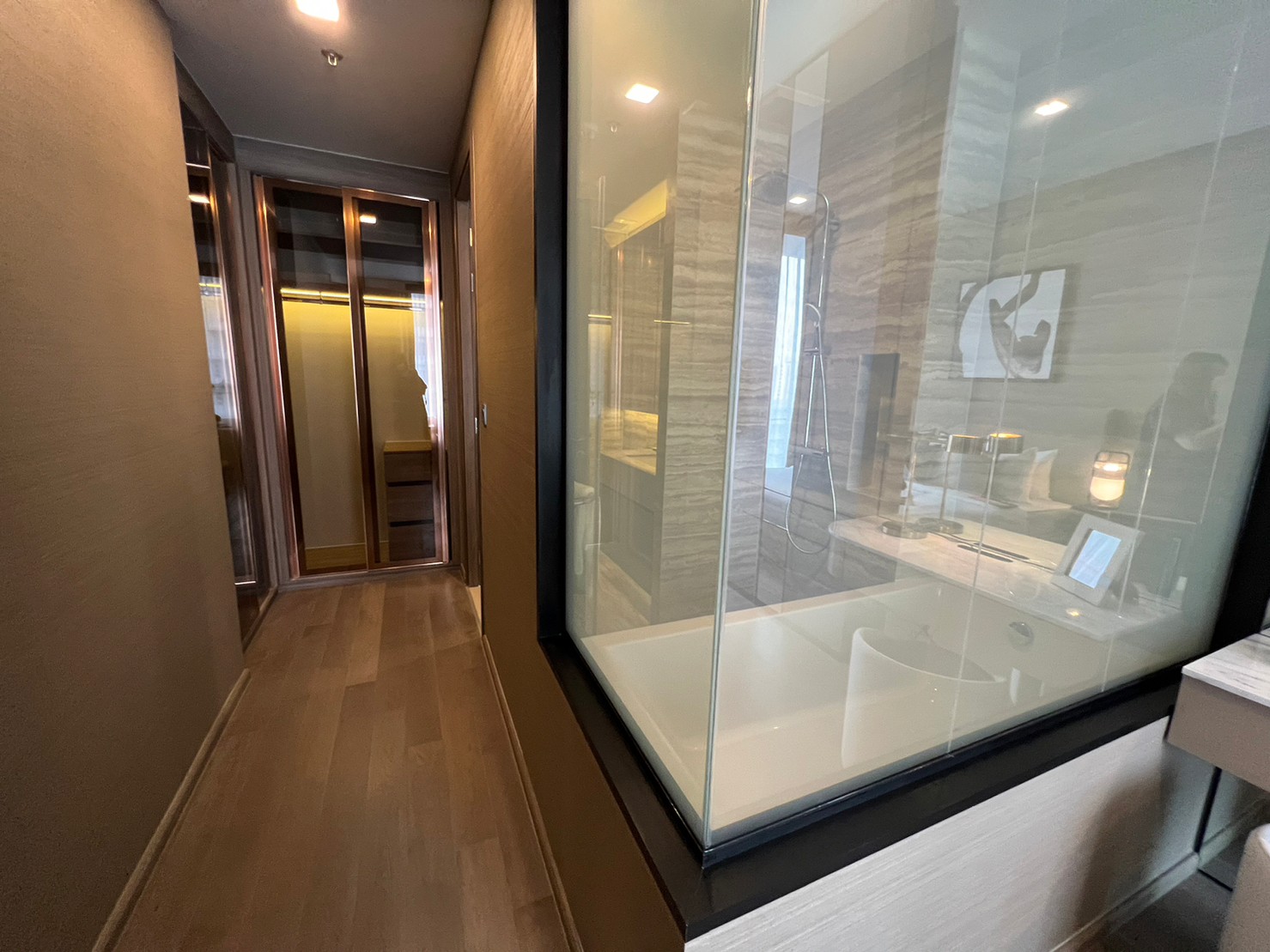 1-Bed Condo near the Park at Celes Asoke 6