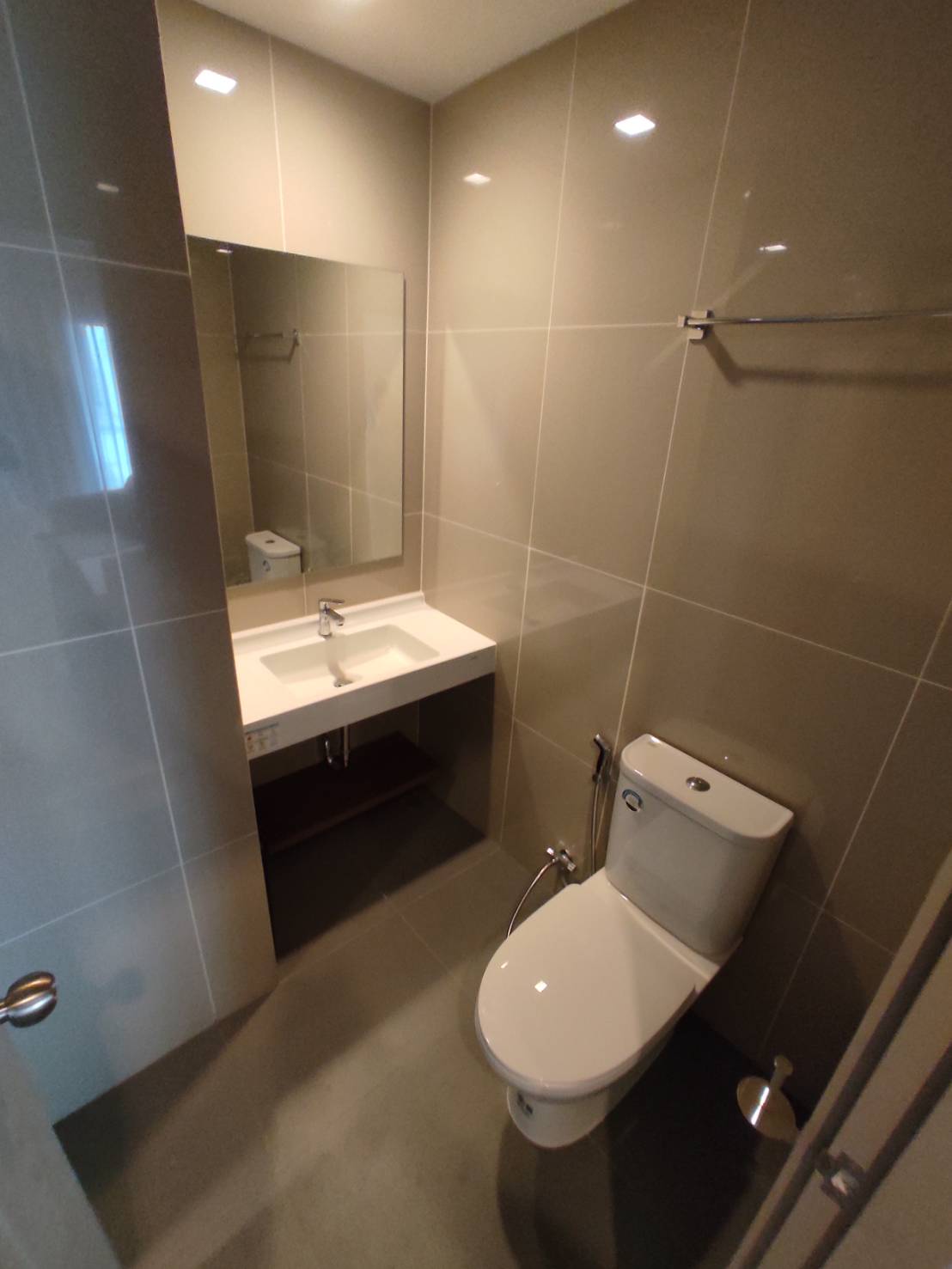 2-Bed Condo near BTS/MRT at Ideo Rama 9 - Asoke 11