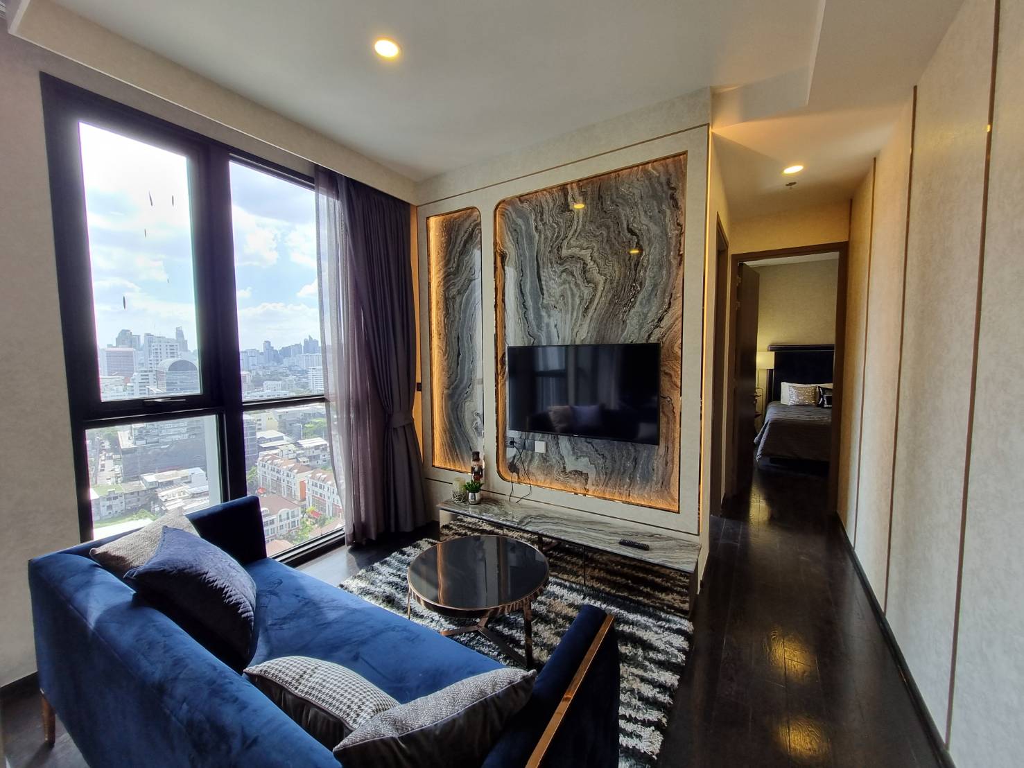 2-Bed Condo with Rooftop Pool at Park Origin Thonglor 3