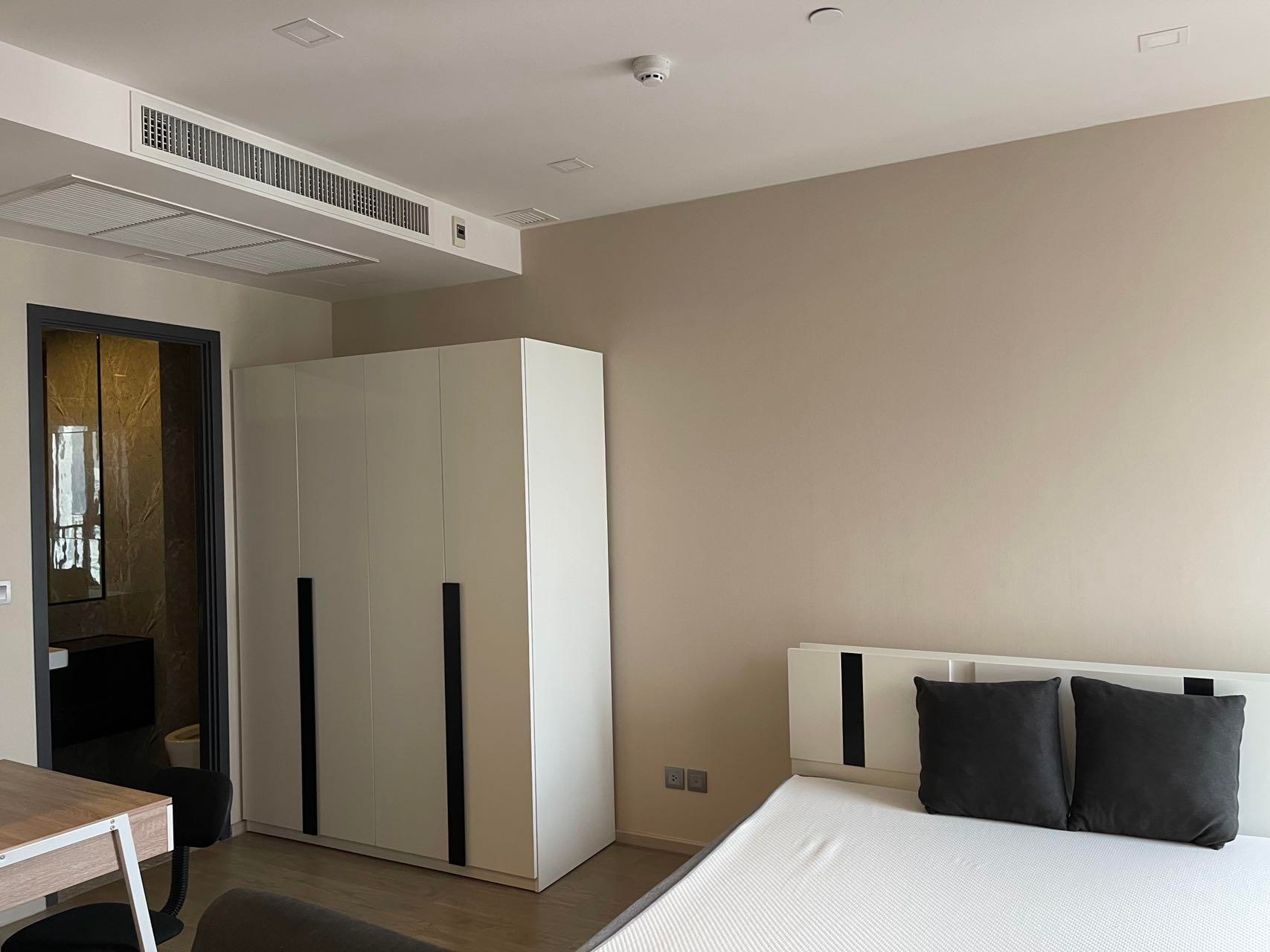 1-Bed Condo near BTS/MRT at Ashton Asoke 7