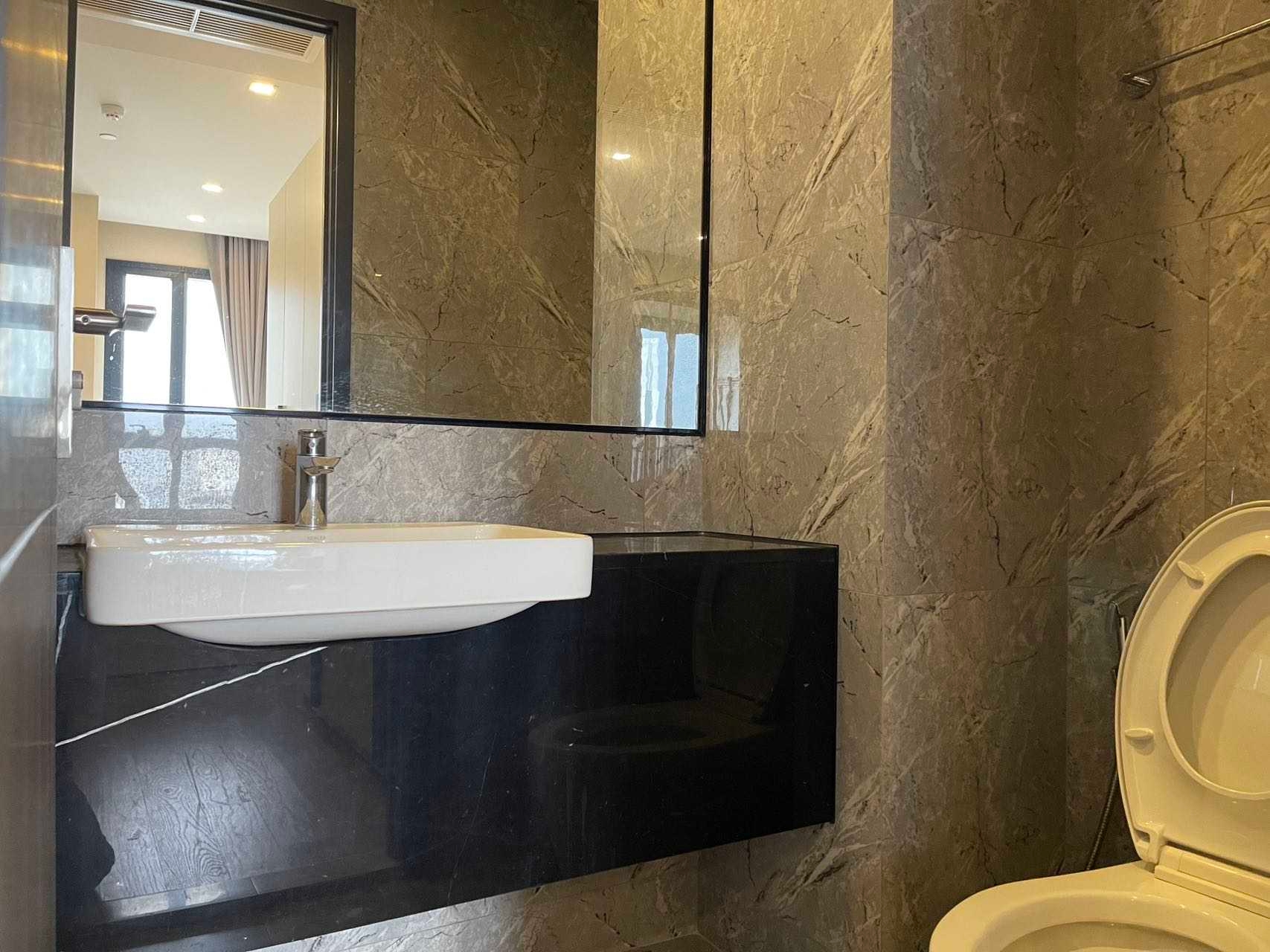 1-Bed Condo near BTS/MRT at Ashton Asoke 8