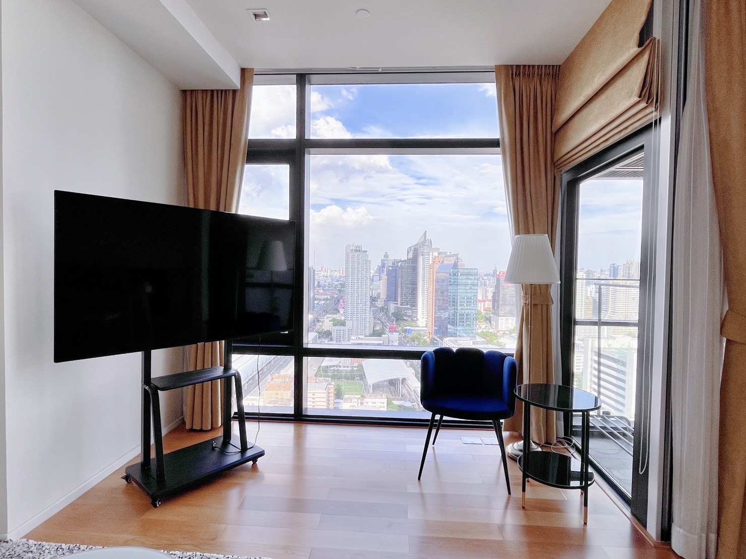 2-Bed Condo on High Floor at Circle Living Prototype 2