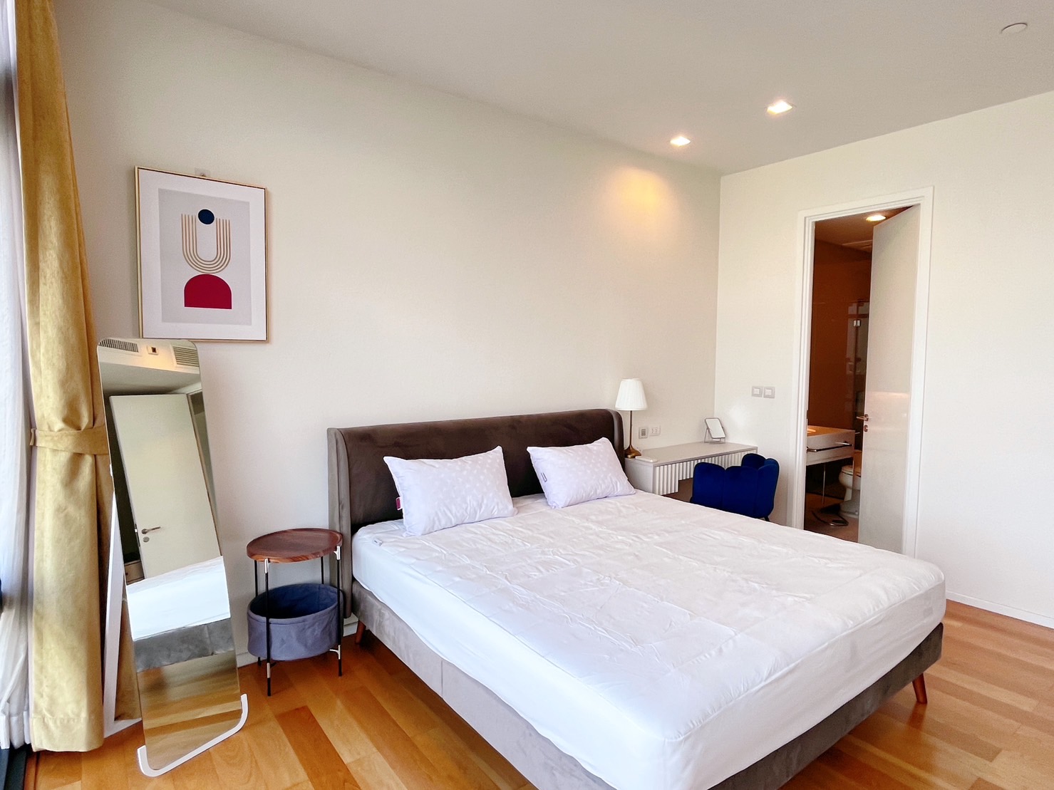 2-Bed Condo on High Floor at Circle Living Prototype 5
