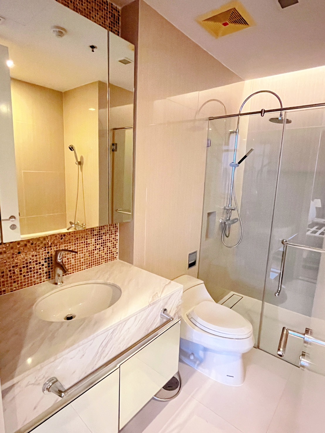 2-Bed Condo on High Floor at Circle Living Prototype 9