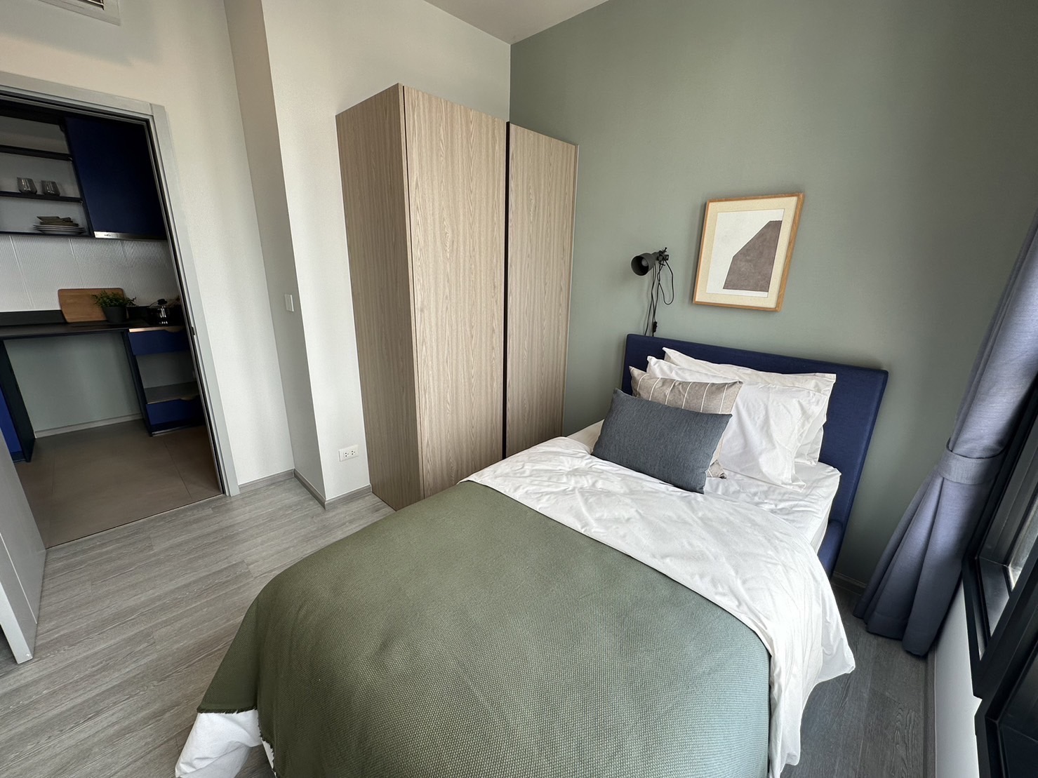 2-Bed Condo with Rooftop Pool at XT Ekkamai 6